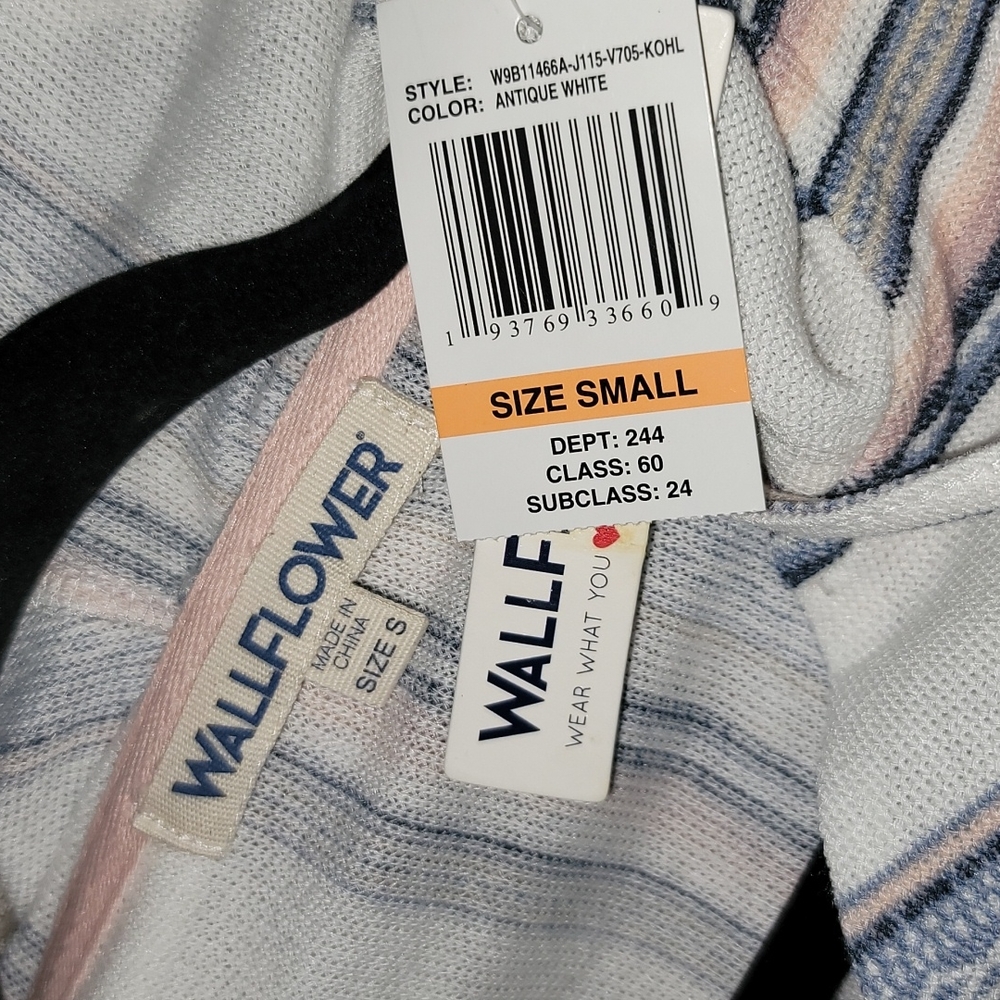 Stripped Wallflower Shirt - Picture 4 of 4